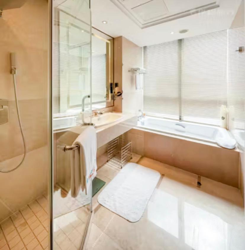 Wyndham Grand Plaza Royale Changsheng Jiangyin Bagian luar foto