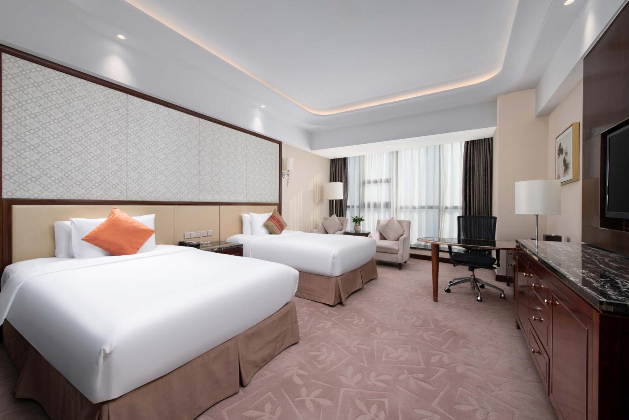 Wyndham Grand Plaza Royale Changsheng Jiangyin Hotel Bagian luar foto