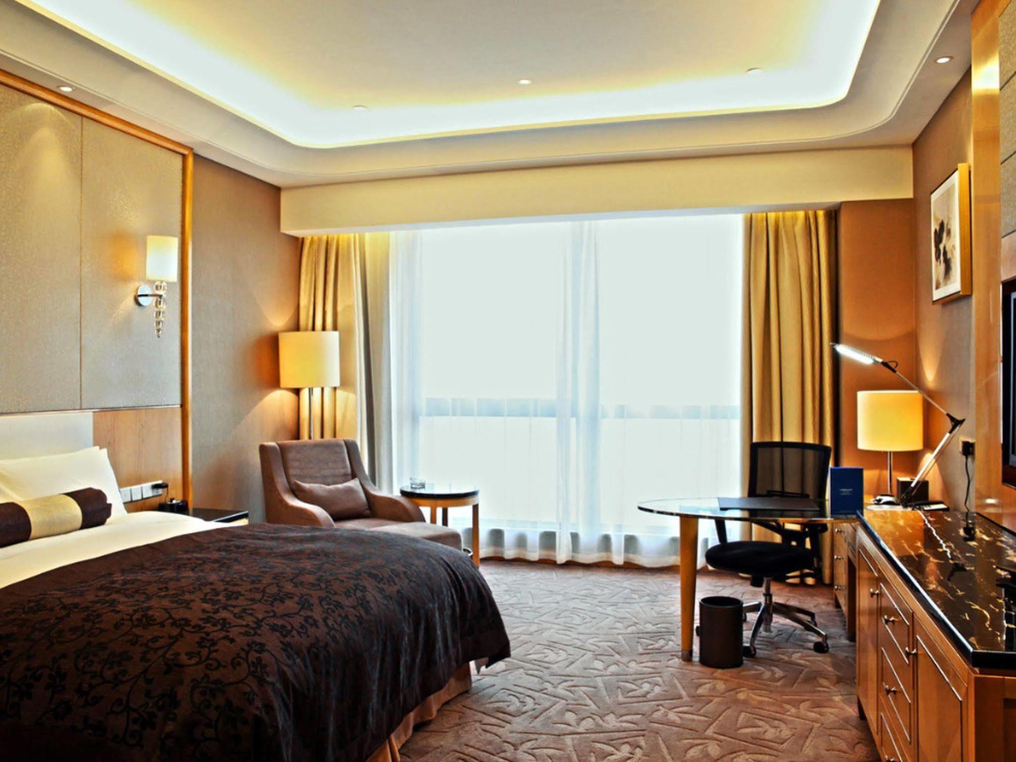 Wyndham Grand Plaza Royale Changsheng Jiangyin Hotel Bagian luar foto