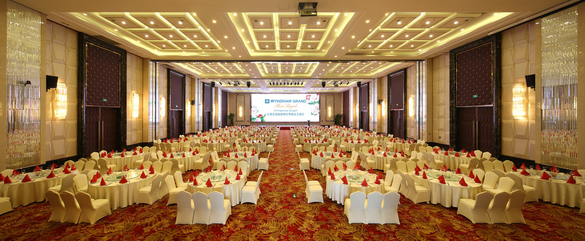 Wyndham Grand Plaza Royale Changsheng Jiangyin Hotel Bagian luar foto